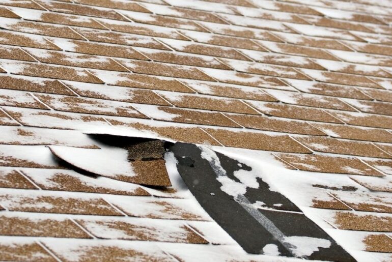 Here’s How To Prevent Roofing Damage in Dearborn Michigan This Winter